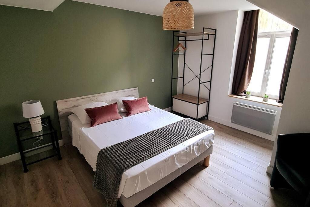 Le Nid Des Epesses Villa Les Epesses Bagian luar foto