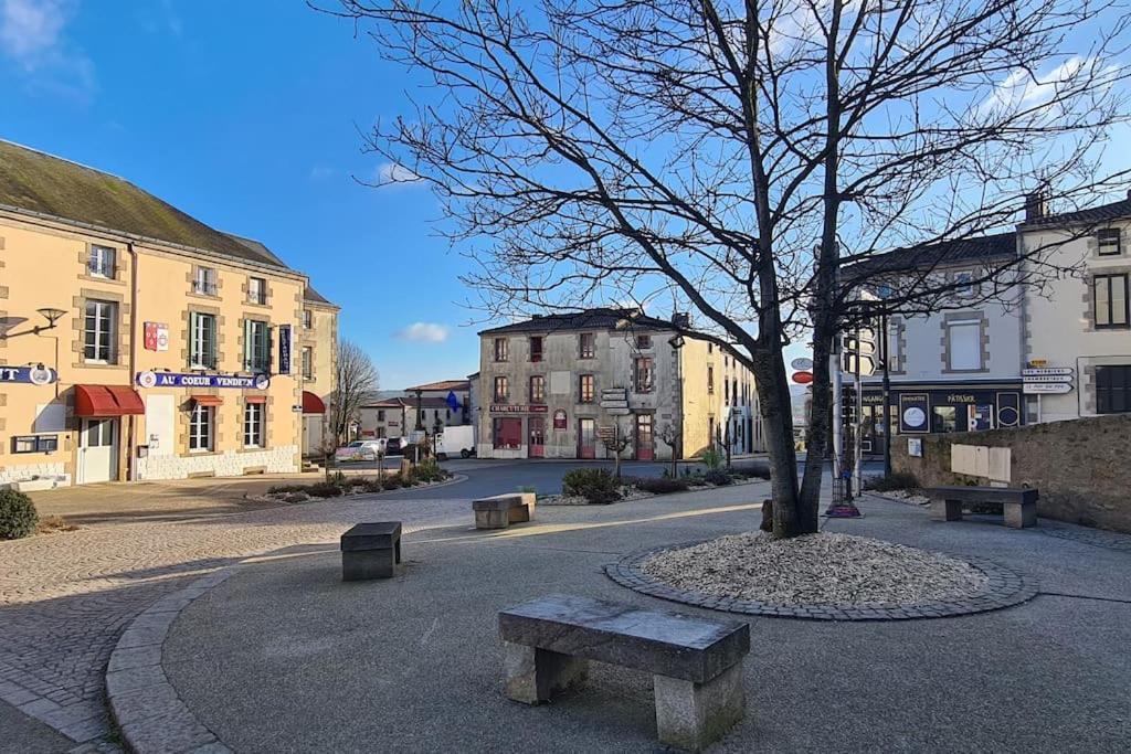 Le Nid Des Epesses Villa Les Epesses Bagian luar foto